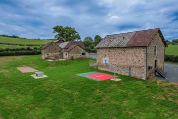 Villa pour 45 Personnes dans Millay, Parc naturel régional du Morvan, Photo 4