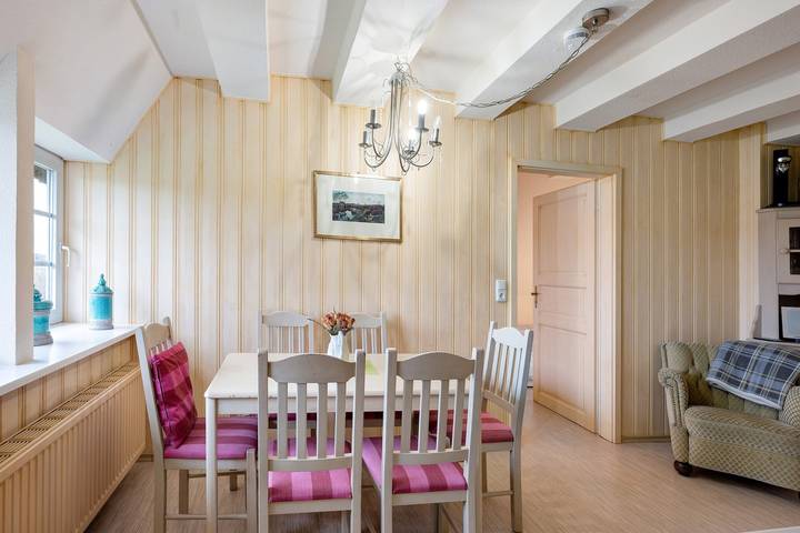 Ferienwohnung für 4 Personen, mit Garten in Südtondern