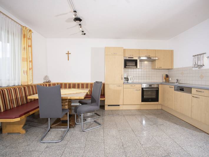 Ferienwohnung für 6 Personen, mit Balkon und Ausblick sowie Garten und Sauna in den Kitzbüheler Alpen - 4