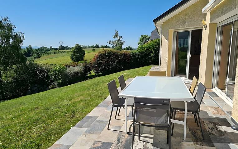 Gîte pour 6 personnes, avec Jardin