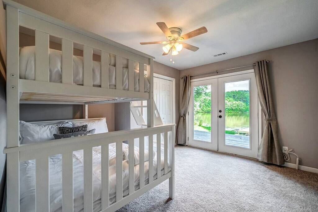 Sunny Deck All Rooms w/Lake View in Gwinnett County