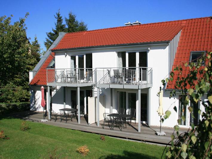 Ferienwohnung für 5 Personen, mit Balkon und Terrasse sowie Garten in Wolgast