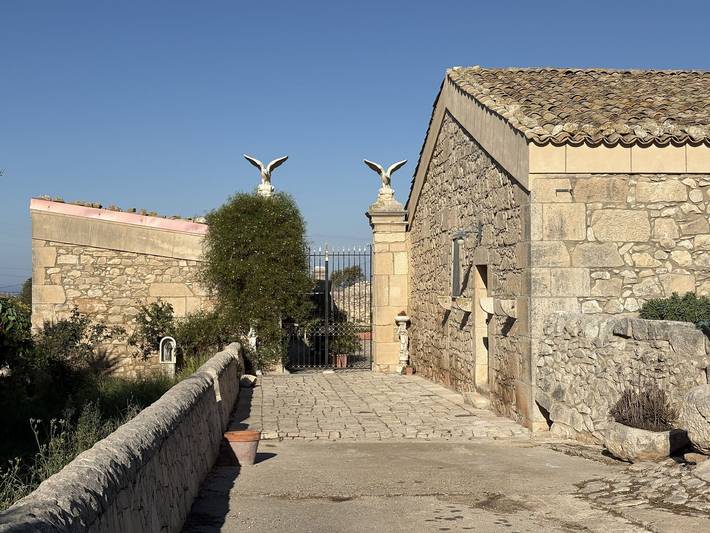 Antica Cascina 575 in Ragusa, Provincia di Ragusa