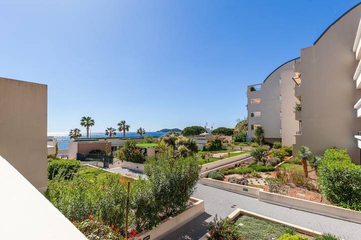 Ganze Wohnung, Ferienwohnung "O de mer D101" mit Meerblick, privater Terrasse & Wi-Fi in La Ciotat, Marseille und Umgebung