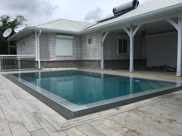 Cottage pour 6 personnes, avec piscine et terrasse dans Baignoire de Joséphine