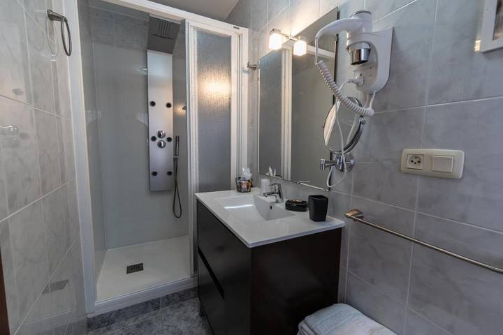 Gîte pour 2 personnes, avec vue et jardin à Malpica de Bergantiños - 4