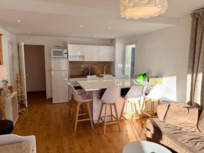 Gîte pour 8 personnes, avec terrasse dans Cinéma L'Aiguille - 4