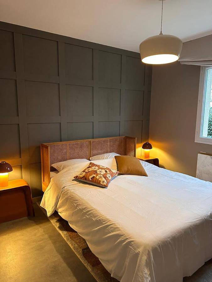 Gîte pour 4 personnes, avec terrasse ainsi que jacuzzi et jardin à Saint-Lô - 3