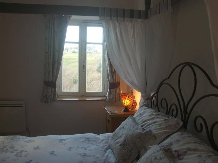 Location de vacances pour 4 personnes, avec jardin et jacuzzi à Saint-Julien-le-Petit - 2