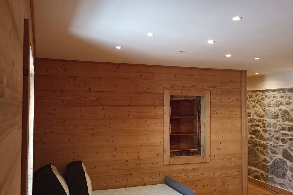 Appartement entier, Ancienne ferme, vue sur montagne in Lullin, Région de Thonon-les-Bains