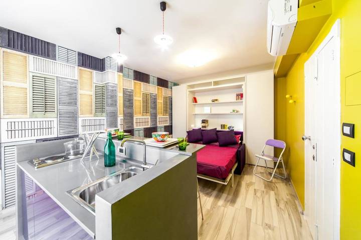 Chambre d’hôte pour 3 personnes, avec Balcon et Terrasse ainsi que Jardin et Piscine à Barletta