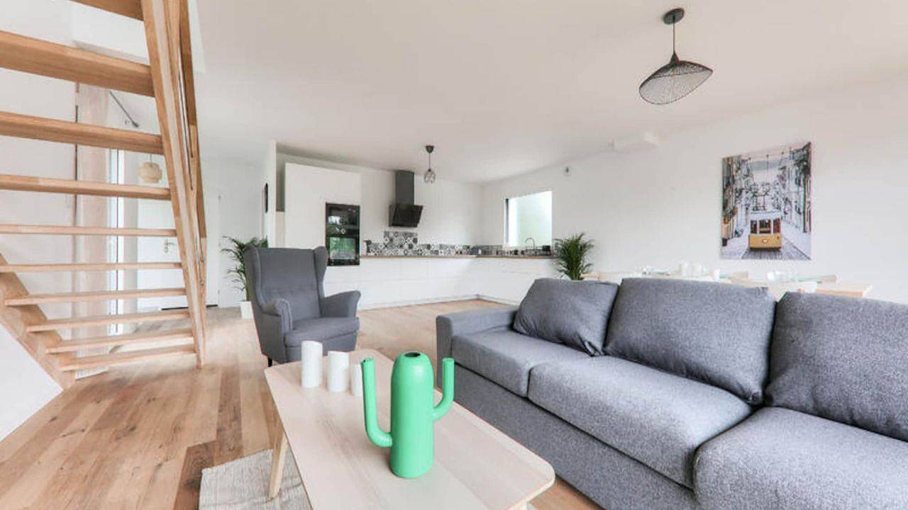 Apartamento vacacional entero, Ferienwohnung für 8 Personen (133 m²) in Le Tour-du-Parc in Le Tour-du-Parc, Côte des Mégalithes