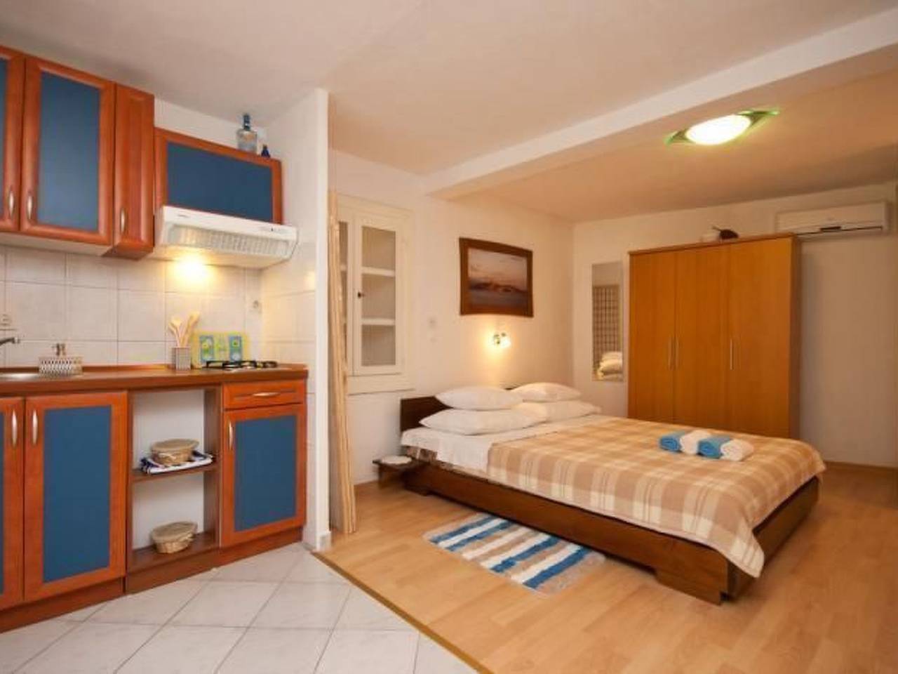 Appartement entier, Studio in einem traditionellen Steinhaus, in Baska in Baška, Krk