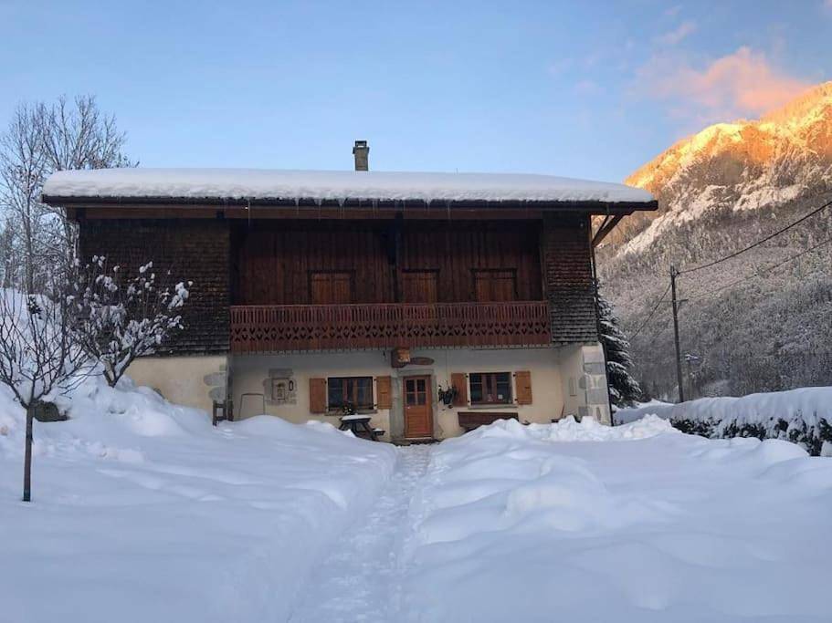 Three-Bedroom House in Bellevaux, Région de Thonon-les-Bains