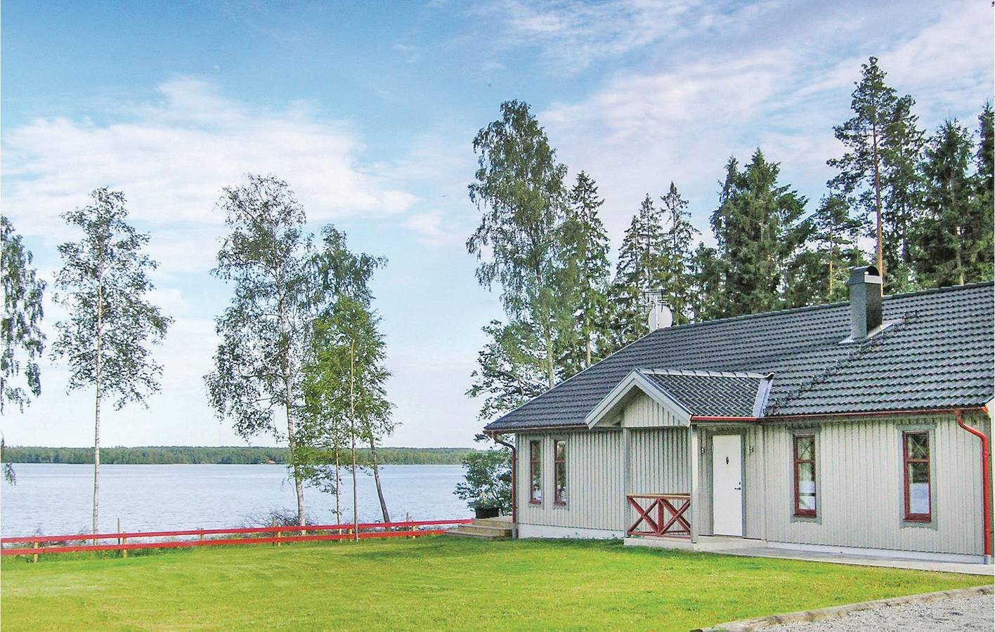 Hus för 8 Personer, med terass samt bubbelpool och bastu, med husdjur