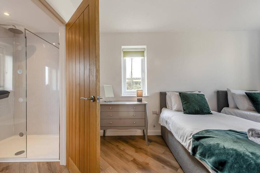 4 Bed in Aberarth (oc-g30835) in Aberaeron, Cardigan Bay