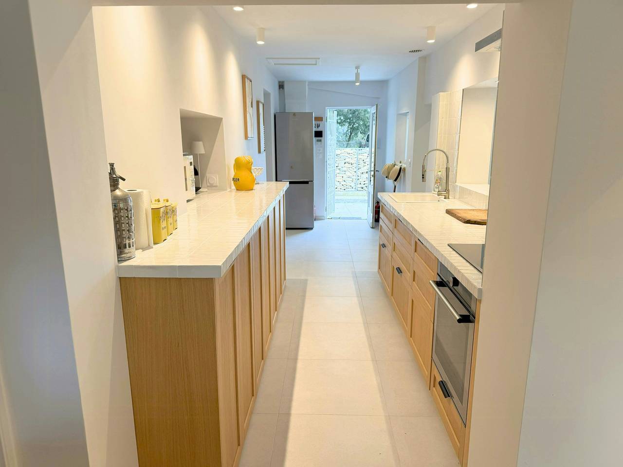 Mazet con piscina en la garriga de Nîmes in Nimes, Region de Nimes