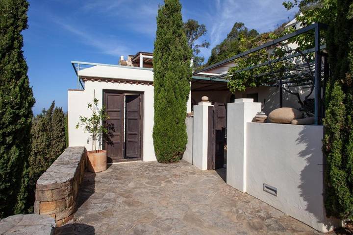 Chalet para 7 personas, con vistas además de jardín y piscina en Campo de Gibraltar - 4