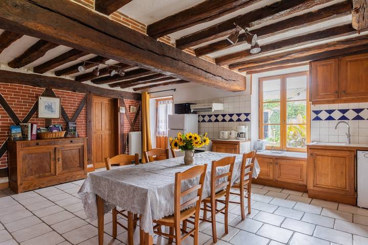 Maison de Vacances 'Gîte Des Aulneaux' avec Terrasse Privée, Jardin Privé et Wi-Fi in Fresnes (Loir-et-Cher), Sologne