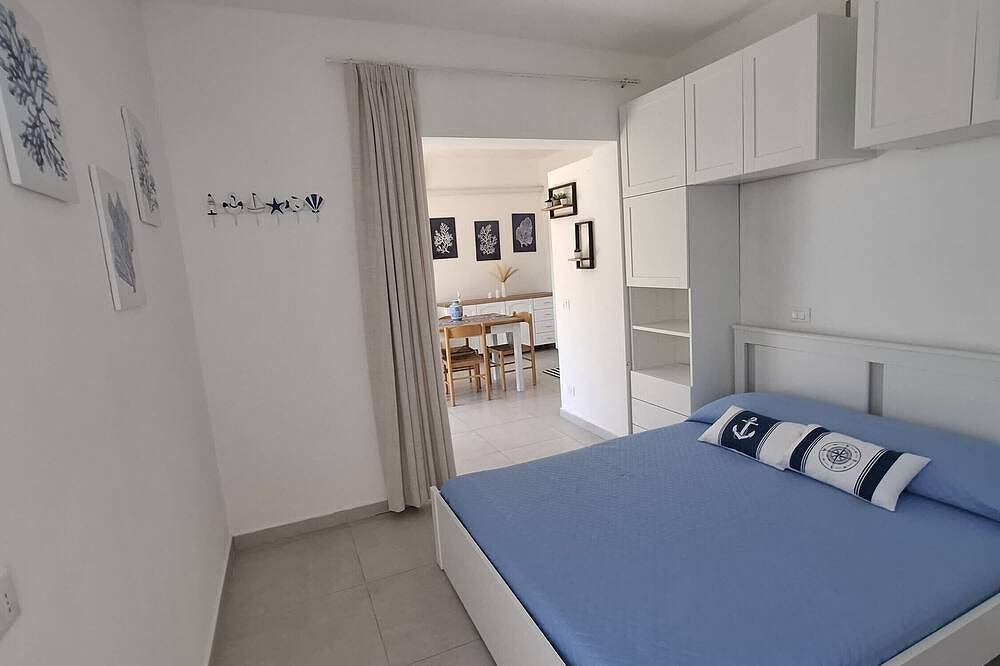 Apartamento entero, Apartamento 'Montemare' con Jardín Privado, Wi-Fi y Aire Acondicionado in Ameglia, Municipio de Ameglia