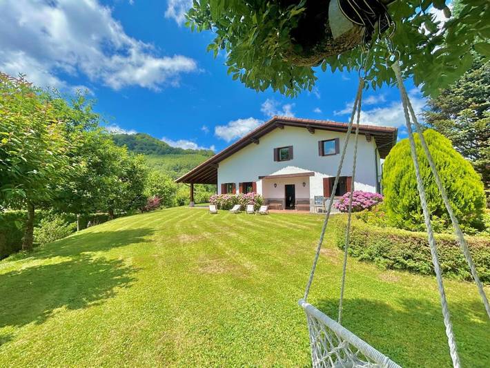 Casa rural para 9 personas, con Terraza además de Jardín y Vistas en Araiz - 2