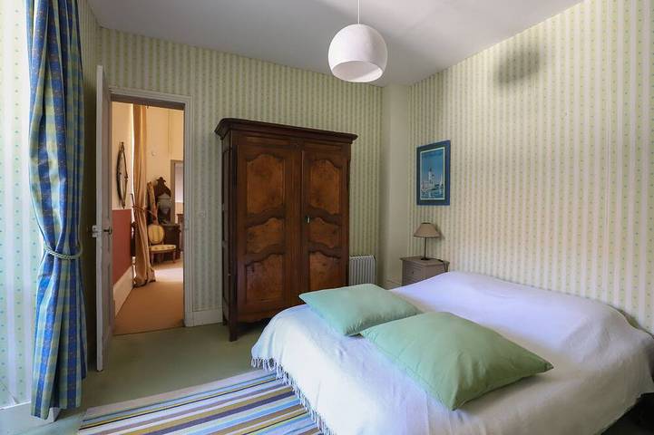 Gîte pour 10 personnes, avec jardin à Moret-sur-Loing - 4