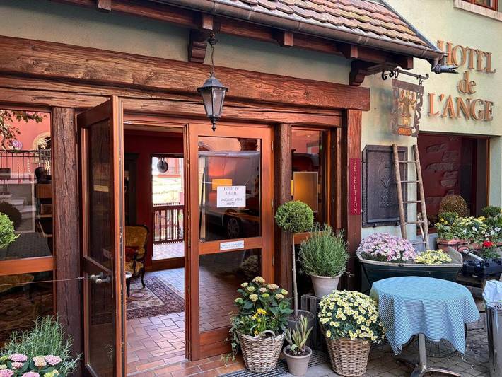 Hôtel pour 2 personnes, avec terrasse à Niedermorschwihr