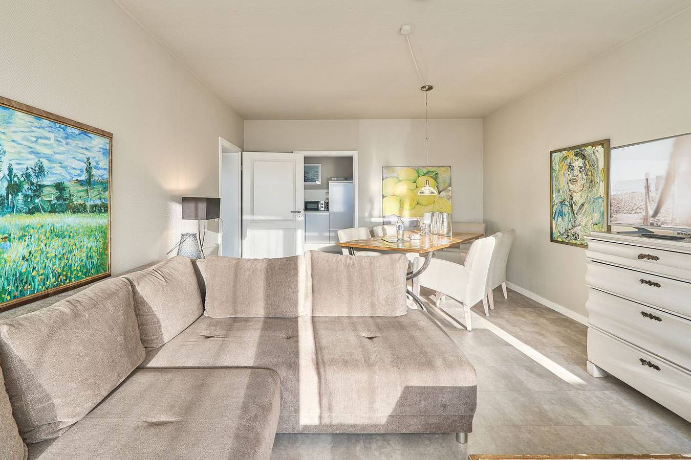 Ganze Wohnung, Seaside 74 , geschmackvoll eingerichtete helle 2 Zimmerwohnung mit Sonnenbalkon in Niendorf, Timmendorfer Strand