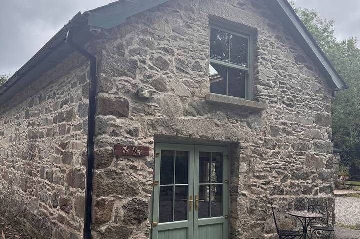Enchanted 2Br converted stone Barn where nature & comfort meet. 1hr from Dublin. in Contea di Wicklow