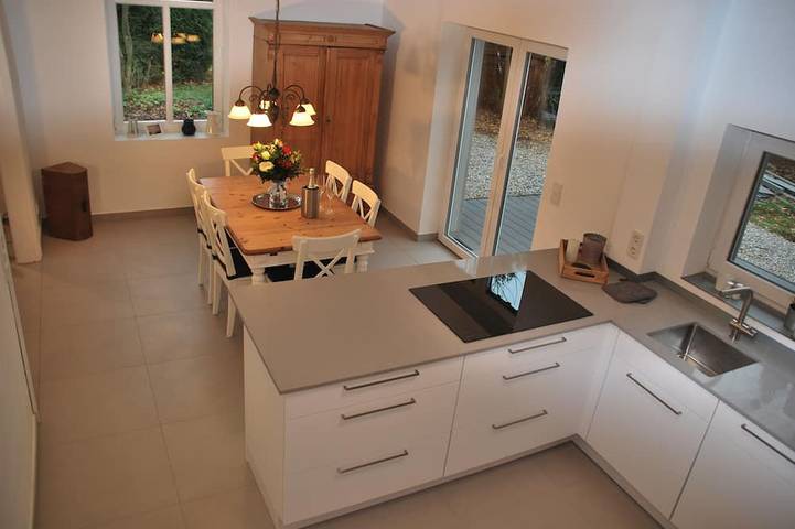 Ferienhaus für 4 Personen, mit Garten und Terrasse sowie Whirlpool und Sauna, mit Haustier in Hasselberg