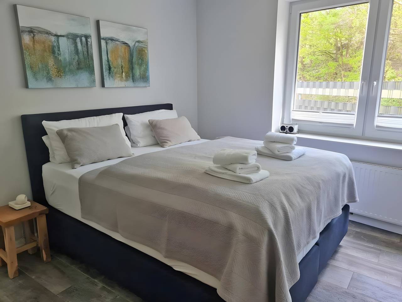 Ganze Wohnung, Apartment 'Strandart' mit privater Terrasse, Gemeinschaftsgarten und Wlan in Norddeich Mole, Norddeich