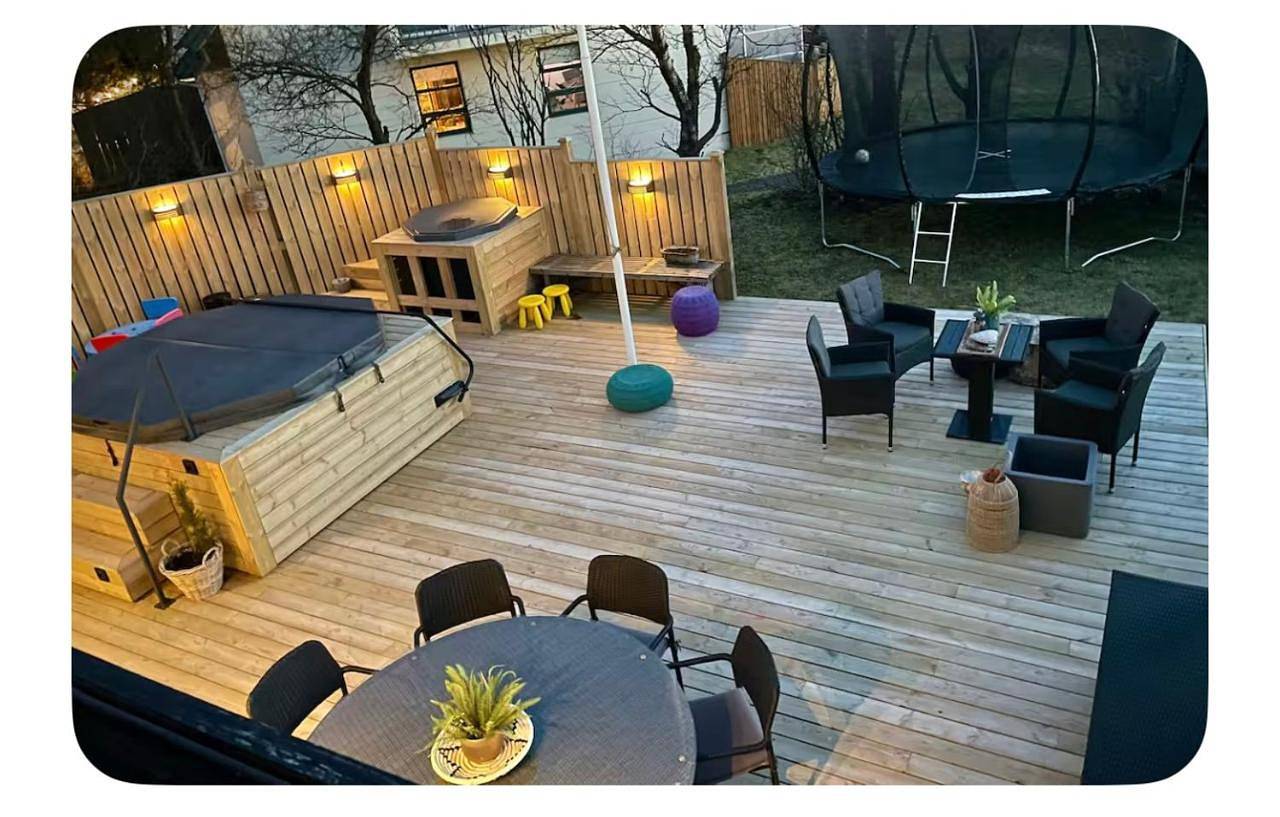 Luxurious House with hot & cold tub in Reikiavik, Islandia