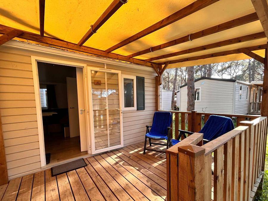 Camping Neptuno  - Mobilhome 4 personas - Confort Xl | 2 Dormitorios | 4 Pers. | Terraza elevada | Aire acondicionado. in Pals, Costa Brava