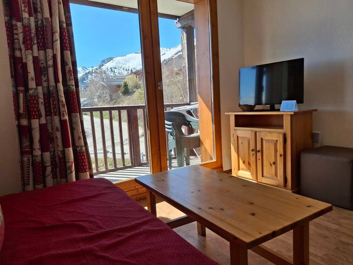 Gîte pour 6 personnes, avec balcon à Montgellafrey - 3