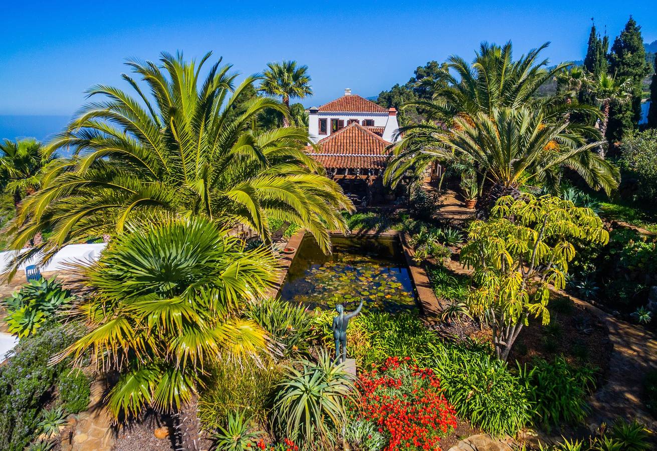 Finca "Villa Botánico" avec vue sur la mer, piscine et Wi-Fi. in Puntagorda, La Palma Nord