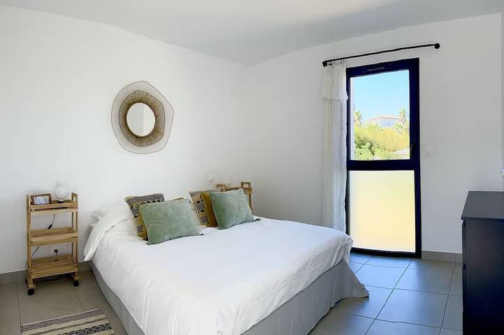 Villa pour 8 personnes, avec Terrasse ainsi que Jardin et Piscine à Perpignan - 3