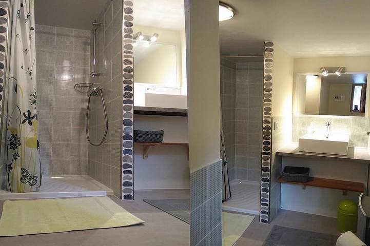 Gîte pour 5 personnes, avec terrasse et jardin à Gabriac - 4