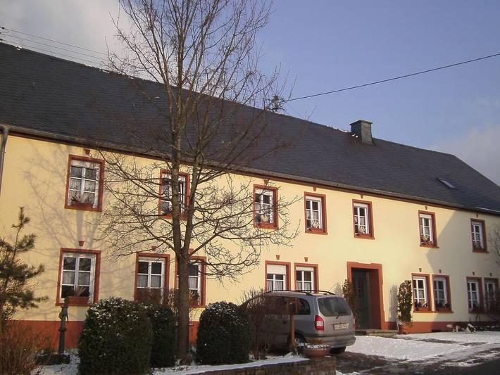 Villa für 5 Personen, mit Terrasse und Garten in Morbach