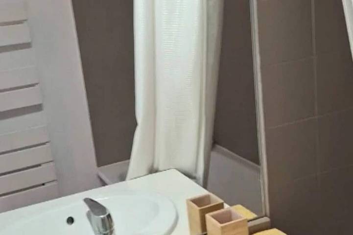 Appartement entier, Le Refuge du Loup - Vue Panoramique, Netflix & Piscine in Le Dévoluy, Région de Gap