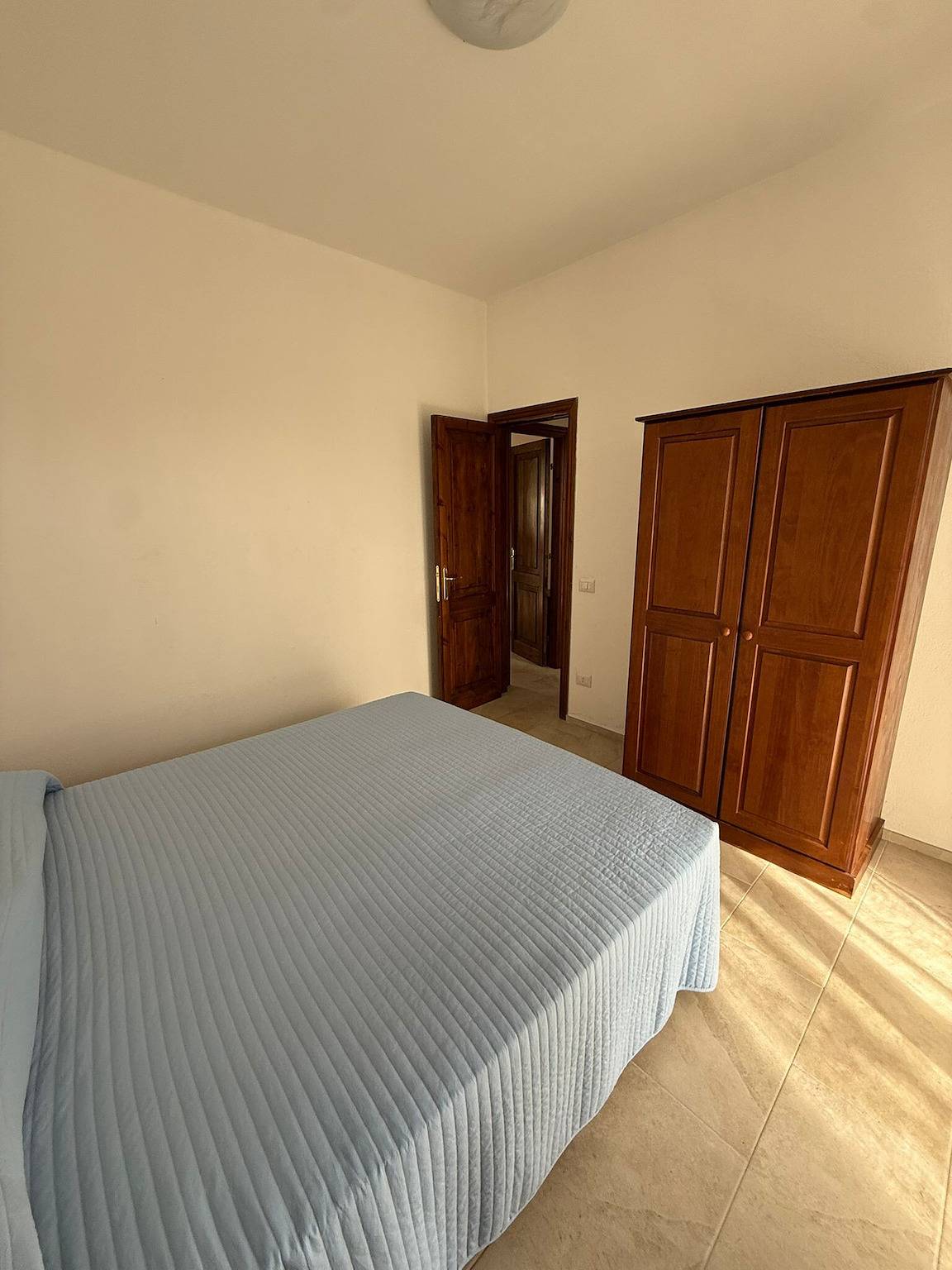 Entire apartment, Apartment 'Brezza Marina - Garden' with Private Terrace, Wi-Fi and Air Conditioning in San Teodoro, Olbia-Tempio