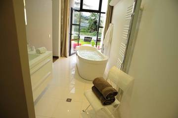 Gîte pour 4 Personnes dans Vals-les-Bains, Parc naturel régional des Monts d'Ardèche, Photo 3