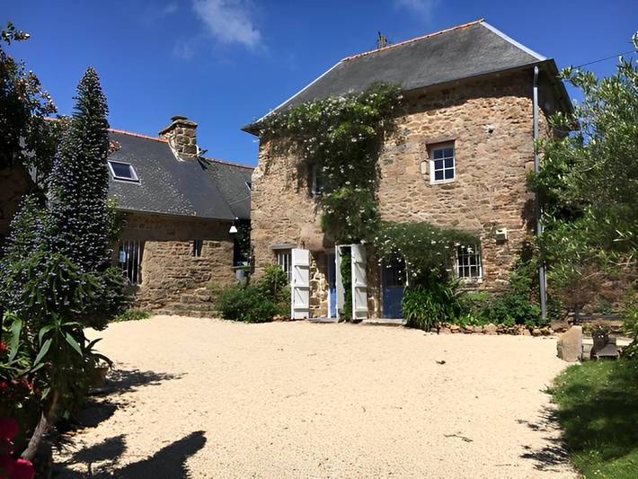 Gîte pour 5 personnes, avec jardin