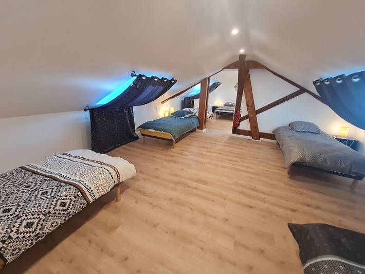 Gîte pour 10 personnes, avec Terrasse et Jardin à Nonsard-Lamarche