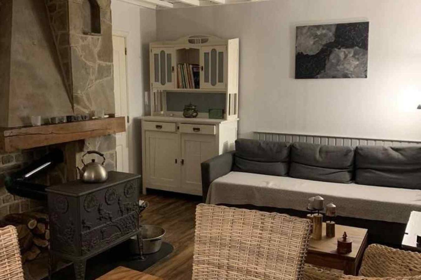 Schönes Ferienhaus für 5 Personen mit Whirlpool in der Nähe von La Roche in Rendeux, Luxemburg Provinz
