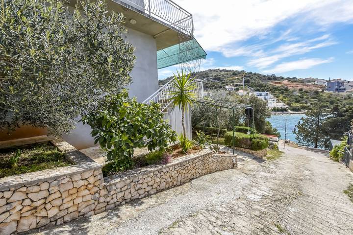Ganze Wohnung, Apartment Seafront Apartments in Razanj, Šibenik-Knin