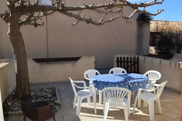 Villa pour 6 personnes, avec terrasse, animaux acceptés dans Port Leucate - 2