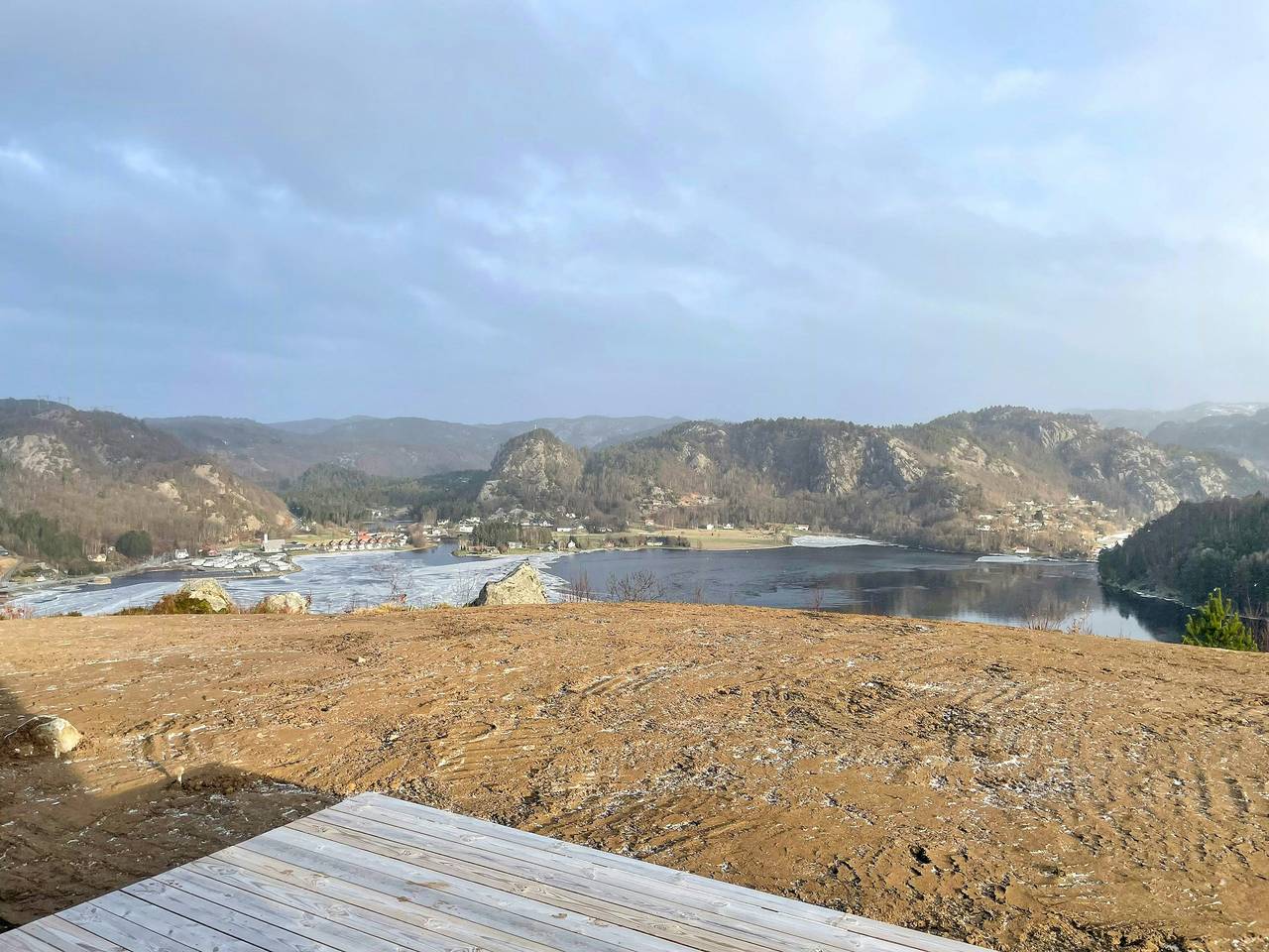 Ferienhaus mit Panoramablick über den Åptafjord in Farsund