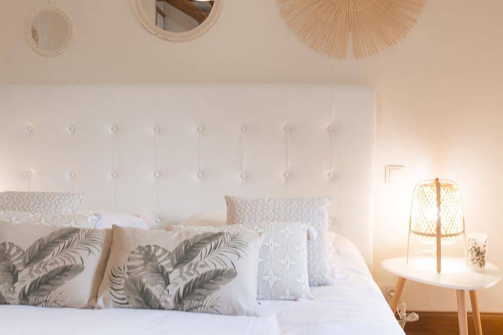 Entire apartment, Les poutures  apartment comfort in Beaune, Beaune region