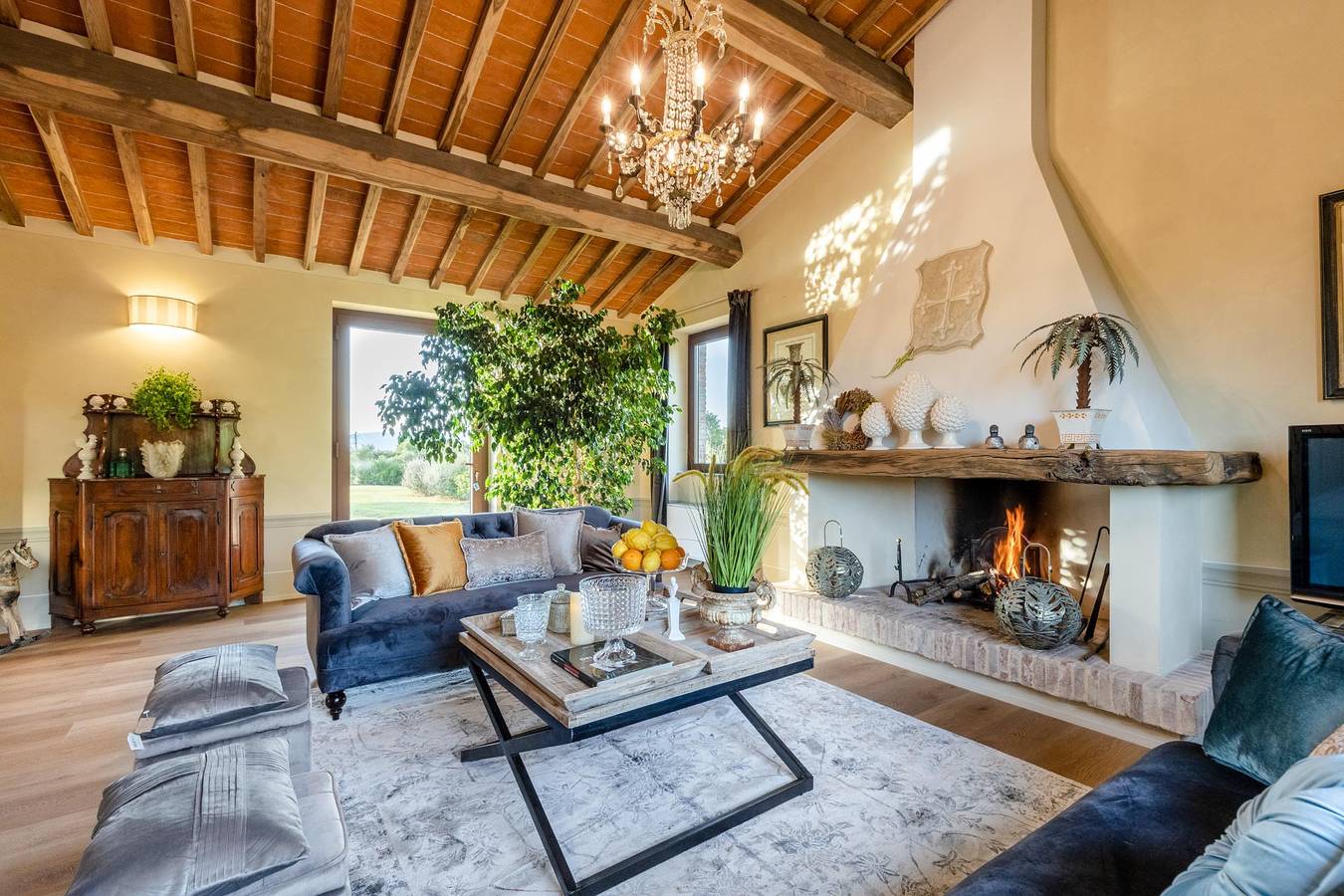 Il Conte Farmhouse Retreat in Orentano, Castelfranco di Sotto
