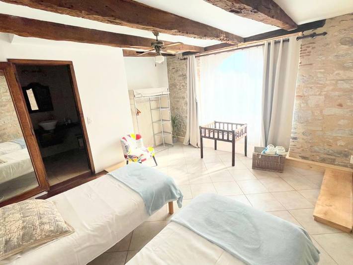 Chambre d’hôte pour 14 personnes, avec jardin ainsi que piscine et jacuzzi dans le Lot - 2